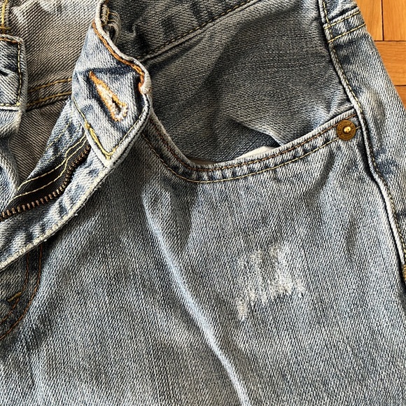 Levis Jeans 28 - Picture 6 of 7